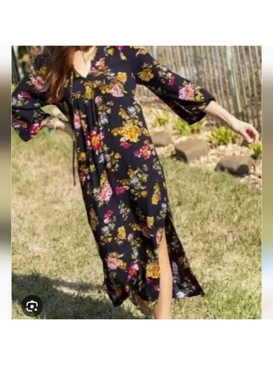NATURAL LIFE Dresses & Skirts - NATURAL LIFE Black Floral Midi Dress